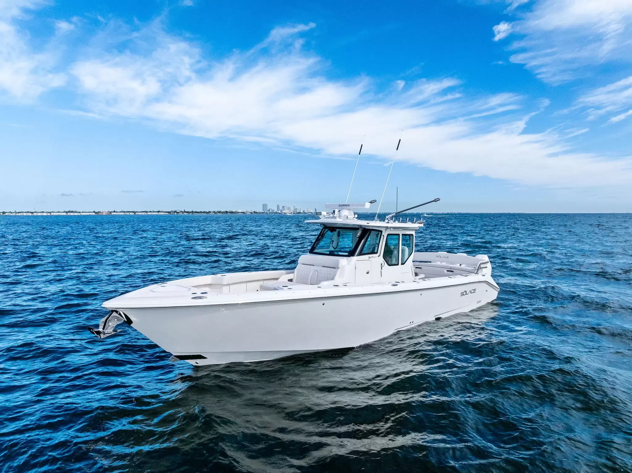 2026 SOLACE 37 Pilothouse (UM-036PH)